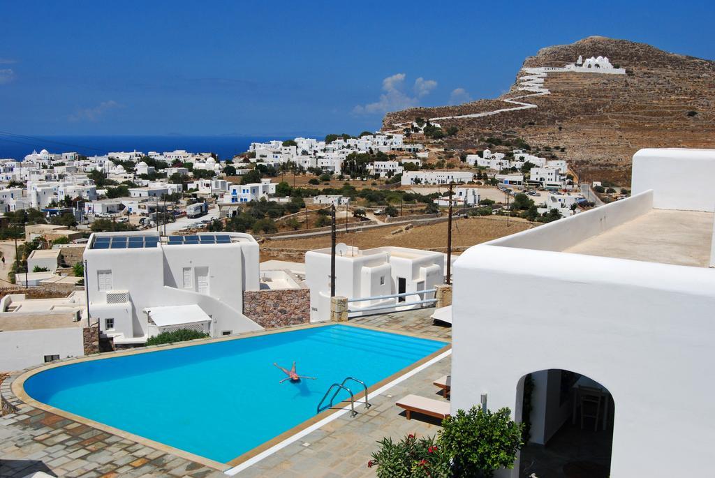 Solaris Folegandros Town